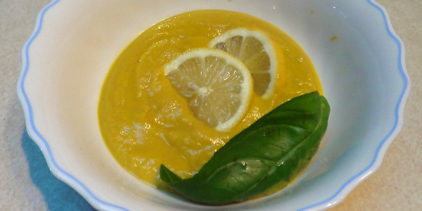 Carrot and Avocado Soup (Raw)