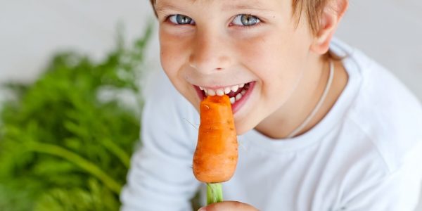 Want your child to do well in school? Pass the broccoli.... and hold the cordial